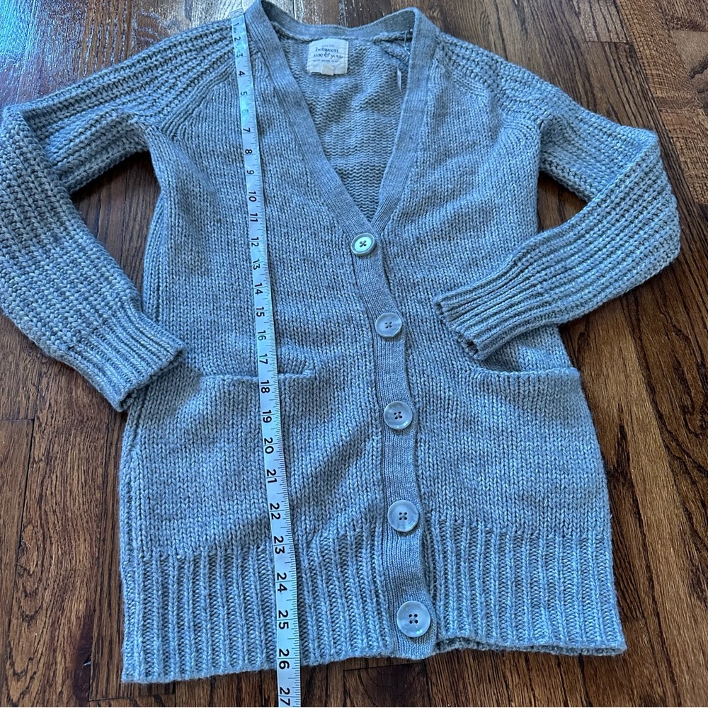 Between Me & You Wool Mix Gray Cardigan Small Button down - Picture 4 of 9